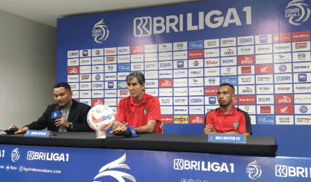 Stefano Cugurra Konfirmasi Pemulihan Elias Dolah Usai Cedera