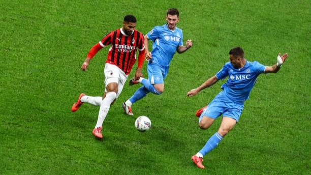 Napoli Kokoh di Puncak Klasemen Liga Italia Usai Kalahkan AC Milan