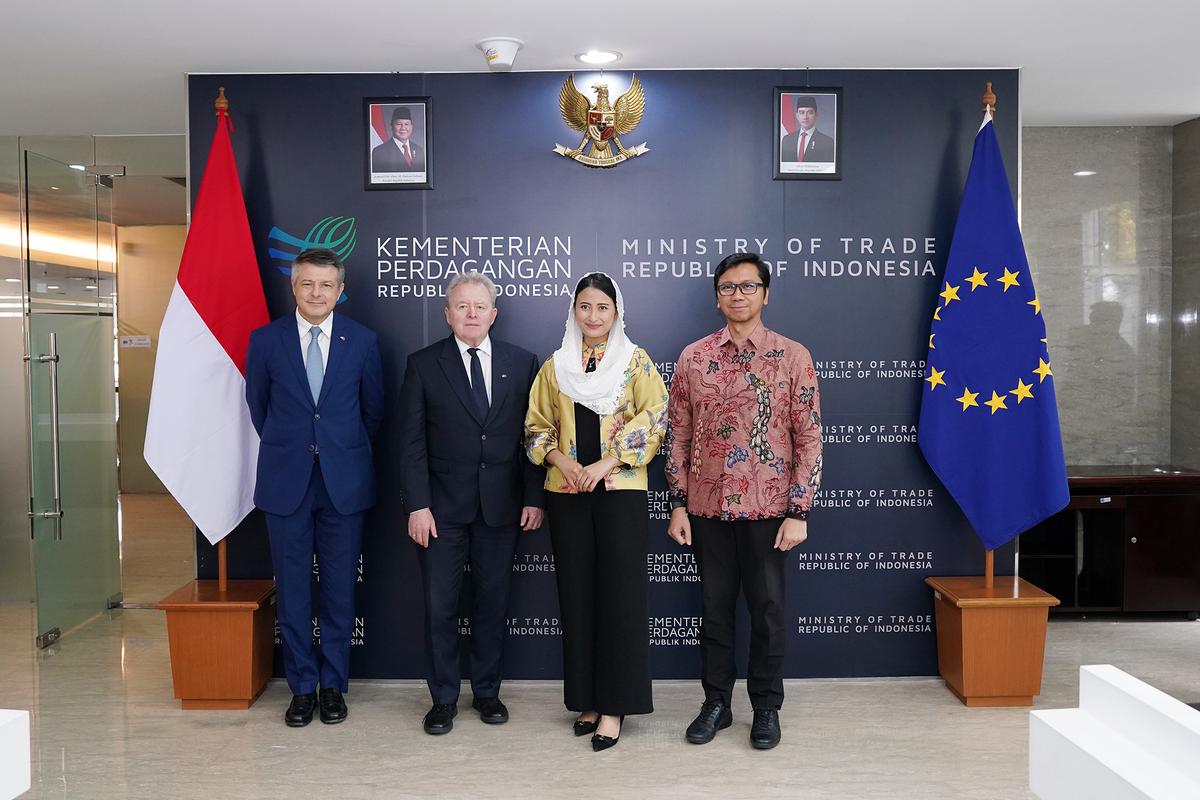 Pertemuan Wamendag RI dengan Komisioner Uni Eropa untuk Pertanian