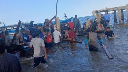 Insiden Jembatan Ambruk saat Rombongan Timses Cabup Malteng Melintas, 8 Orang Tewas