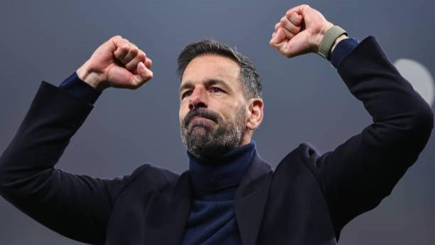Ruud van Nistelrooy: Manchester United Berada di Jalan Kemenangan!