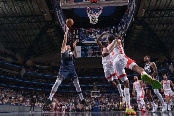 Dallas Mavericks Takluk dari Houston Rockets