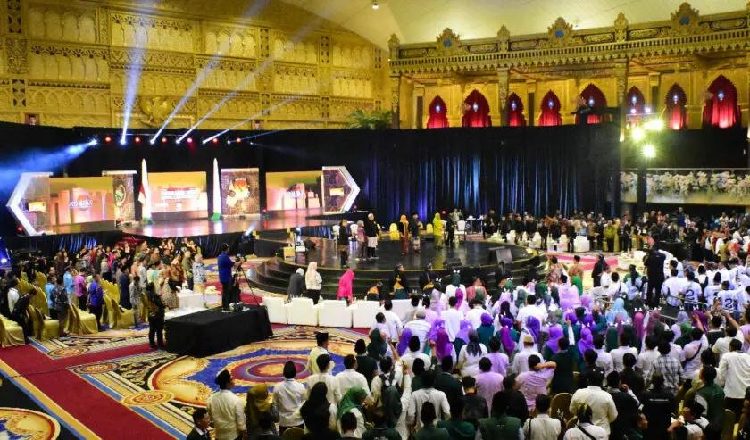 Debat Kedua Pilgub Jatim 2024 Digelar, Bahas Transformasi Sosial dan Produktivitas Sumber Daya Lokal