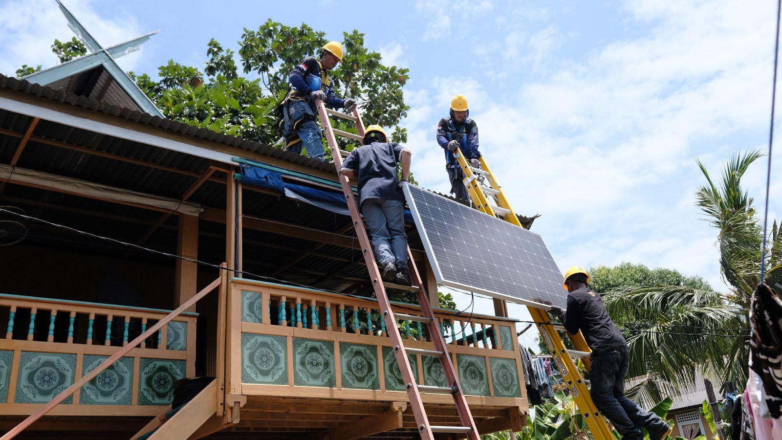 Layanan SuperSUN PLN, Dukung Kemajuan Masyarakat Kepulauan di Sulawesi Selatan