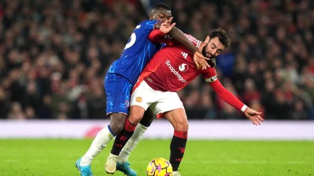 Bruno Fernandes Kecewa karena Imbang Lawan Chelsea