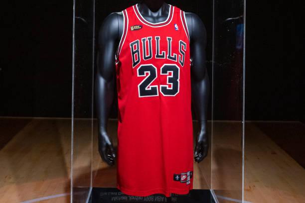 Jersey Michael Jordan Terjual Sebesar Rp73 Miliar