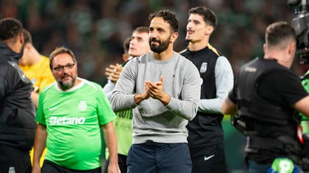 Fans United: Buatkan Patung Ruben Amorim di Luar Old Trafford!