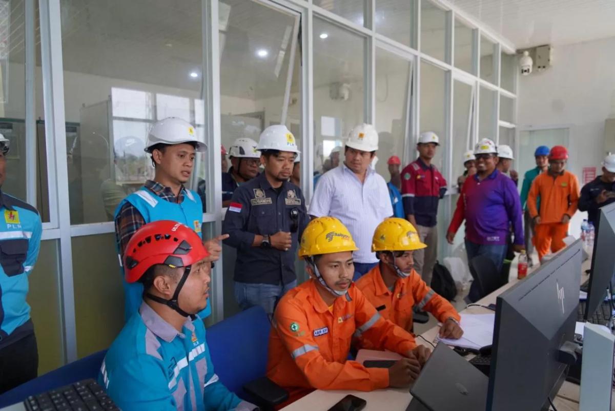 PLN Operasikan SUTET 275kV Muara Enim–Gumawang Secara Penuh, Capai TKDN 90 Persen