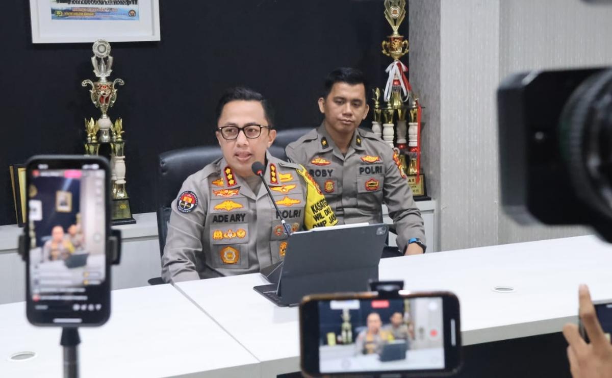 Polisi Sita Duit Rp73 M sampai Senpi dari Pembuka Blokir Situs Judol