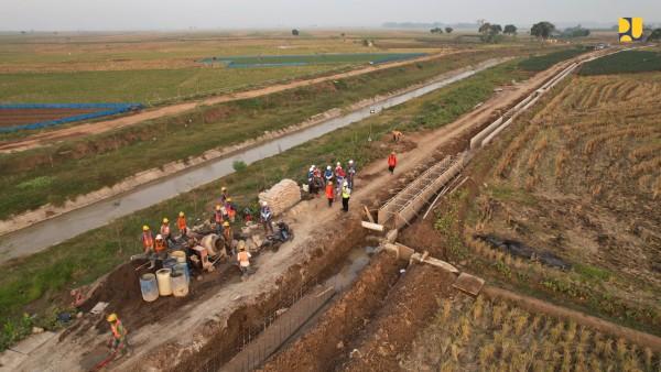 Wujudkan Swasembada Pangan, Kementerian PU Modernisasi Daerah Irigasi Rentang di Jawa Barat