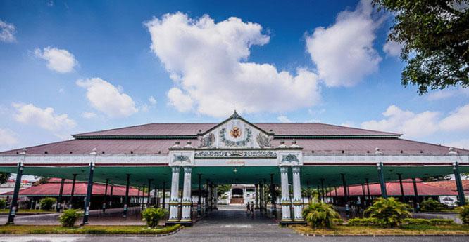 Keraton Yogyakarta Gugat PT KAI atas Kepemilikan Tanah, Tuntut Ganti Rugi Rp1.000