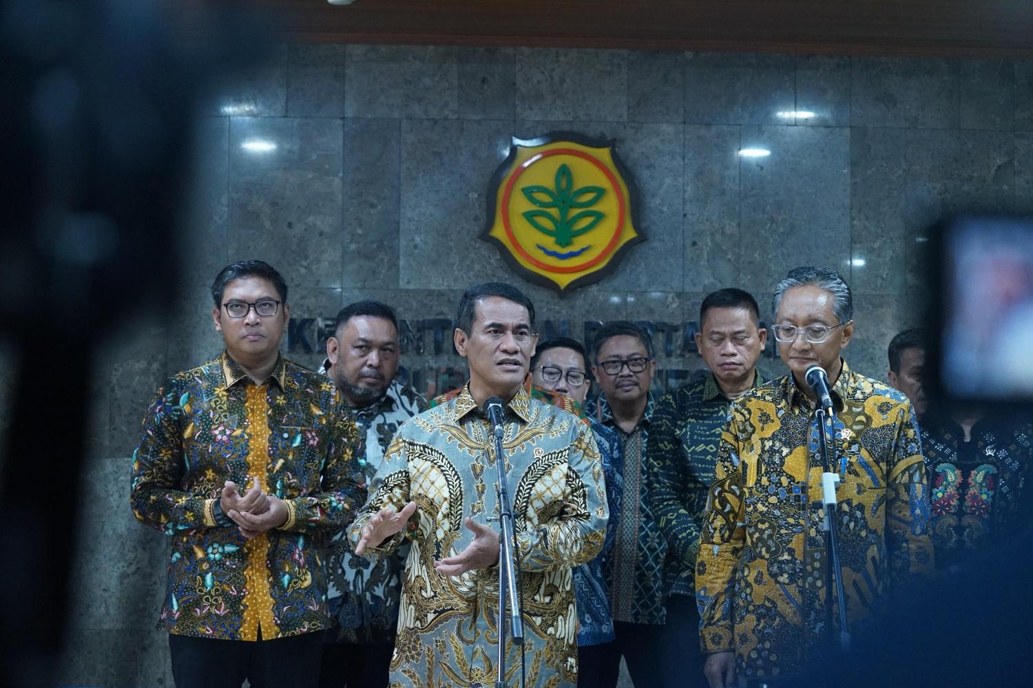 Mentan Amran Sulaiman dan Menteri PU Doddy Hanggodo Tandatangani Kesepakatan Krusial untuk Percepatan Swasembada Pangan
