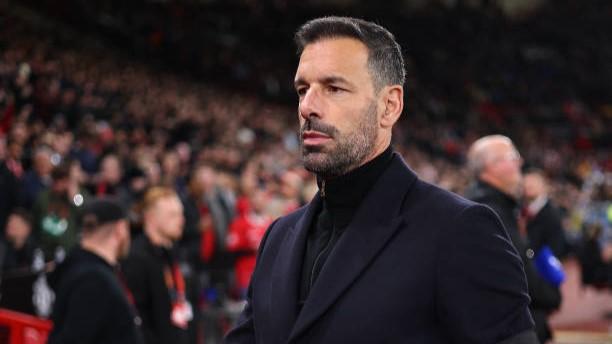 Ruud van Nistelrooy Siap Persembahkan Kemenangan untuk Manchester United