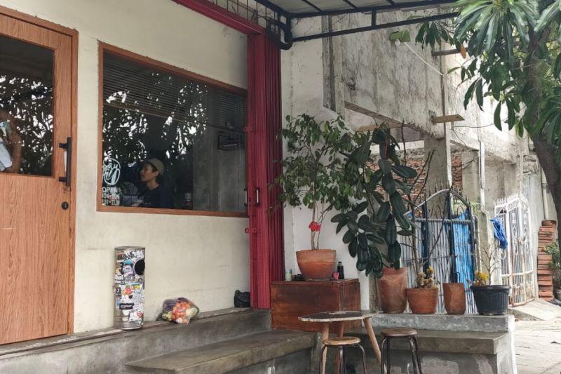 Pria Todong Celurit pada Pengunjung Kafe di Jakut Serahkan Diri ke Polisi