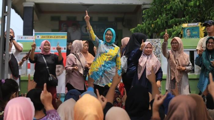 Airin Pastikan Keamanan Massa Kampanye Usai Diguyur Hujan Deras