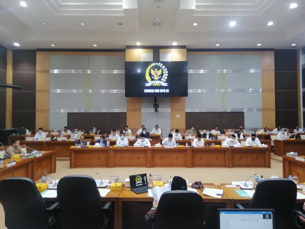 Ada Dualisme Penyelenggara Haji, Komisi VIII Tunda Rapat dengan Kemenag
