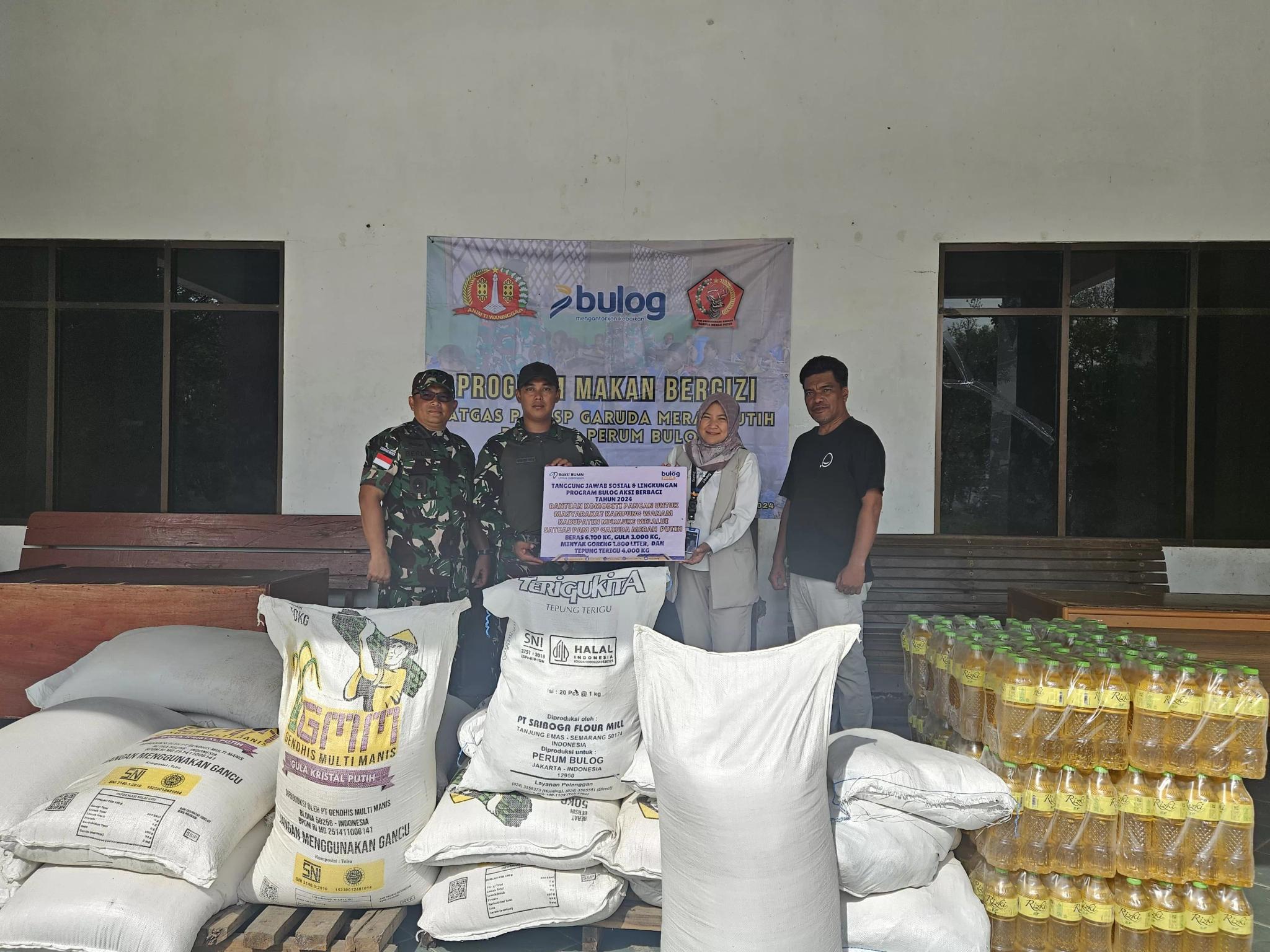 Bulog Bersama Satgas Garuda Merah Putih Salurkan Bantuan Makanan Bergizi di Merauke