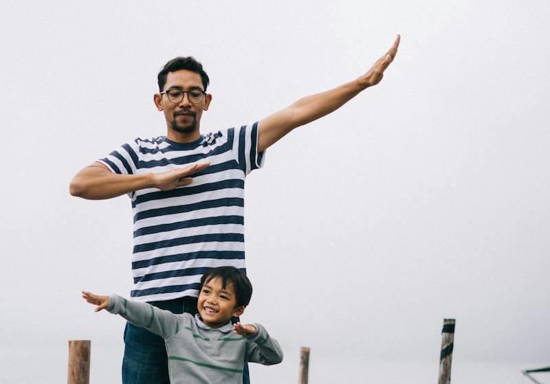 Perbedaan Ayah Baby Boomer dan Ayah Milenial