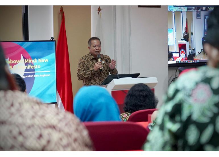 Wamenkop: Koperasi Bagian Penting Pertahanan Negara
