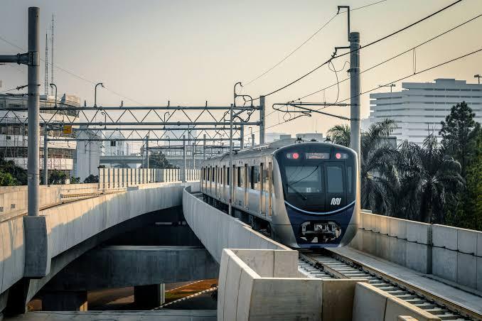 Kurangi Kemacetan di Jakarta, Komisi V DPR Dukung Penuh Perpanjangan Rute MRT