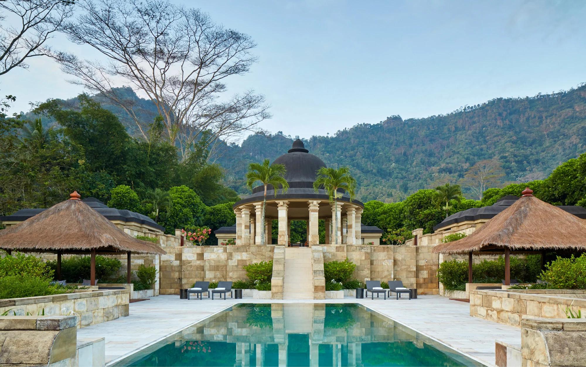 4 Hotel Termahal di Indonesia yang Menawarkan Pengalaman Menginap Mewah dan Berkelas