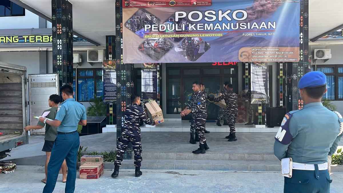 Indonesia Finance Group Salurkan Bantuan untuk Korban Erupsi Gunung Lewotobi