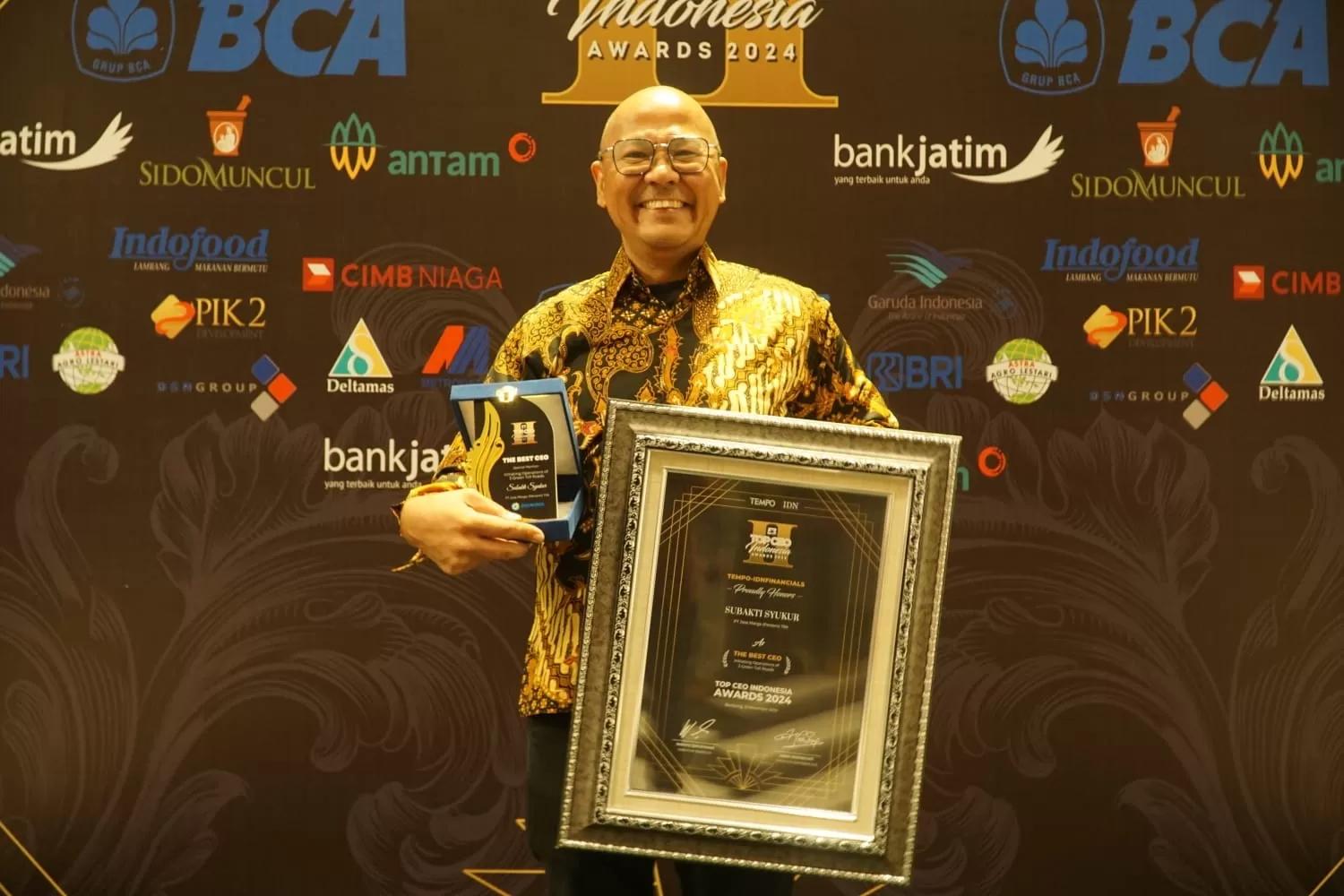 Komitmen Hijau Jasa Marga: Direktur Utama Raih Penghargaan TOP CEO Indonesia Award 2024