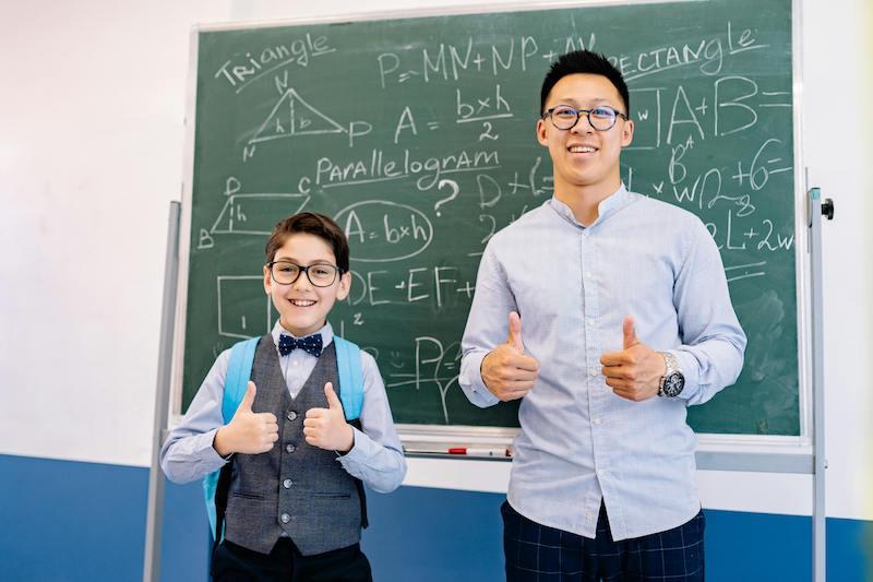 AI di Dunia Pendidikan: Membantu atau Mengganggu?