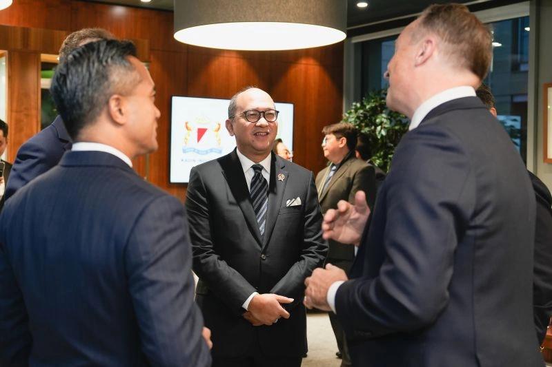 Menteri Rosan Bujuk Inggris Investasi di Sektor EBT RI 3.700 Gigawatt