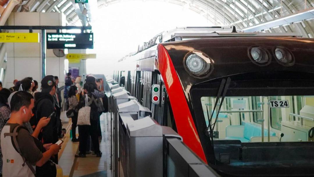 KAI Tambah 10 Perjalanan LRT Jabodebek pada Akhir Pekan