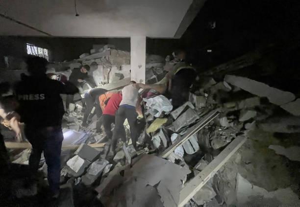Serangan Udara Israel Targetkan Pemimpin Hizbullah di Beirut