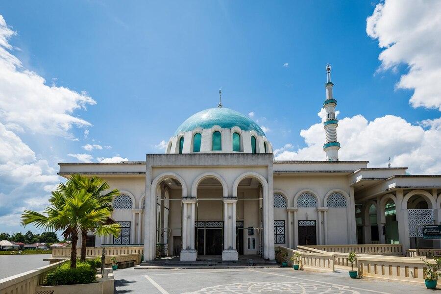 25 Arti Mimpi Melihat Masjid, Simbol Spiritualitas dan Kedamaian