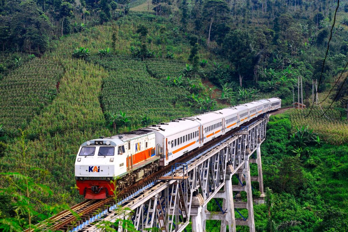 KAI Pastikan Penggunaan BBM Subsidi untuk Peningkatan Kinerja Transportasi Massal