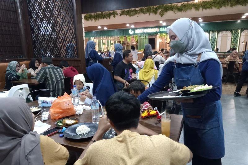 3 Hal Ini Jadi Pilar Utama Penetapan UMP yang Adil versi Ekonom, Apa Saja?