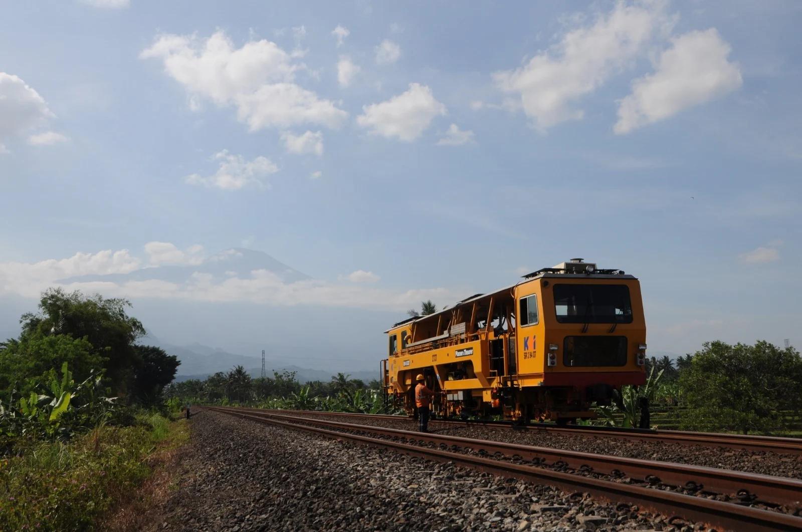 KAI Pastikan Prasarana Andal untuk Libur Natal dan Tahun Baru 2024/2025