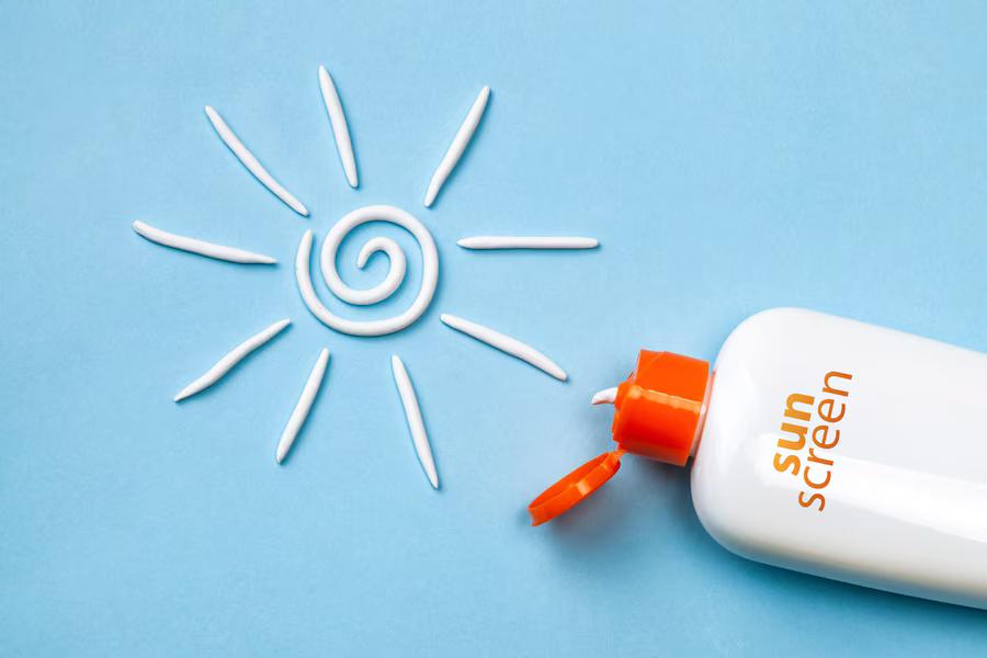5 Rekomendasi Sunscreen Murah Terbaik untuk Kulit Sehat dan Terlindungi