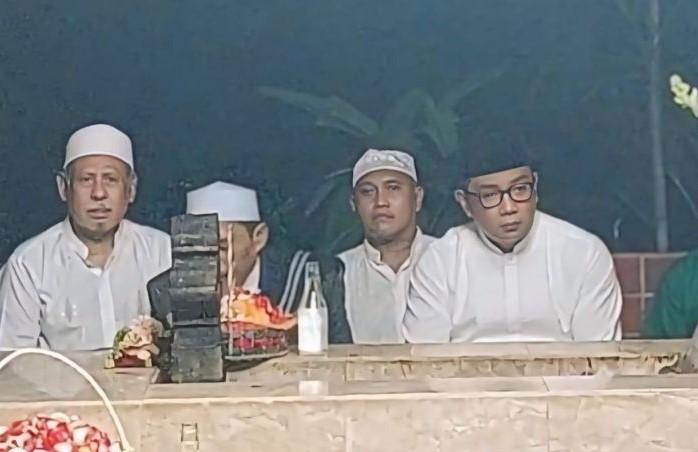 Setelah Ziarah ke Makam Pangeran Jayakarta, Kang Emil dan Bahlil Bareng di Pencoblosan