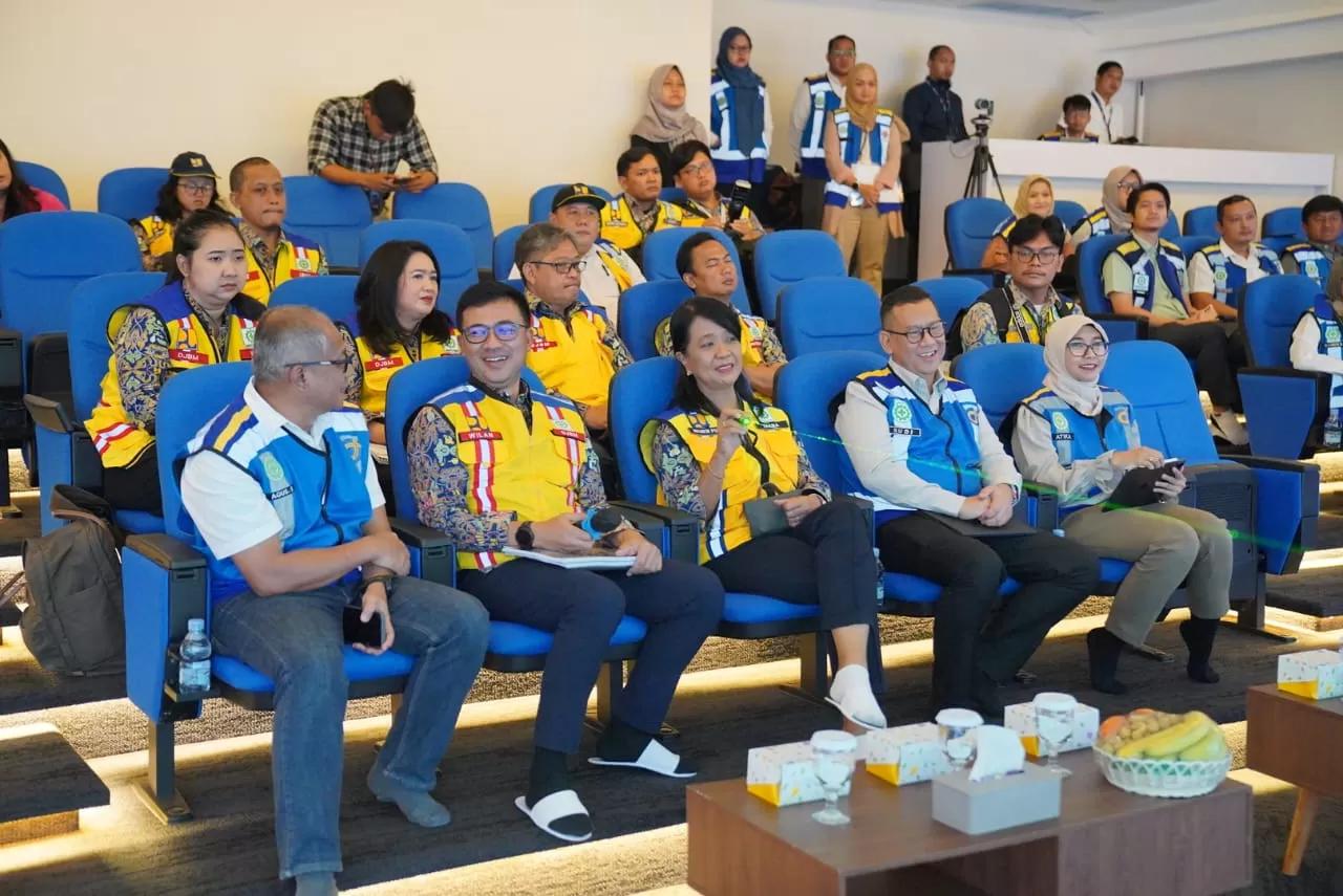 Jasa Marga Paparkan Kesiapan pelayanan Operasional Nataru 2024/2025 Dalam Kunjungan Wamen PU