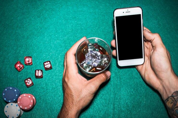 Menkomdigi Bocorkan Susahnya Berantas Judol di Indonesia