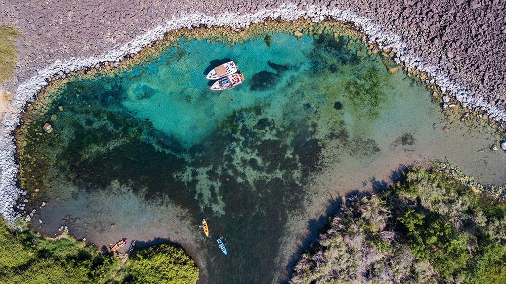 Blue Heart Spring, Keindahan Tersembunyi di Idaho yang Hanya Bisa Dijangkau dengan Jalur Air