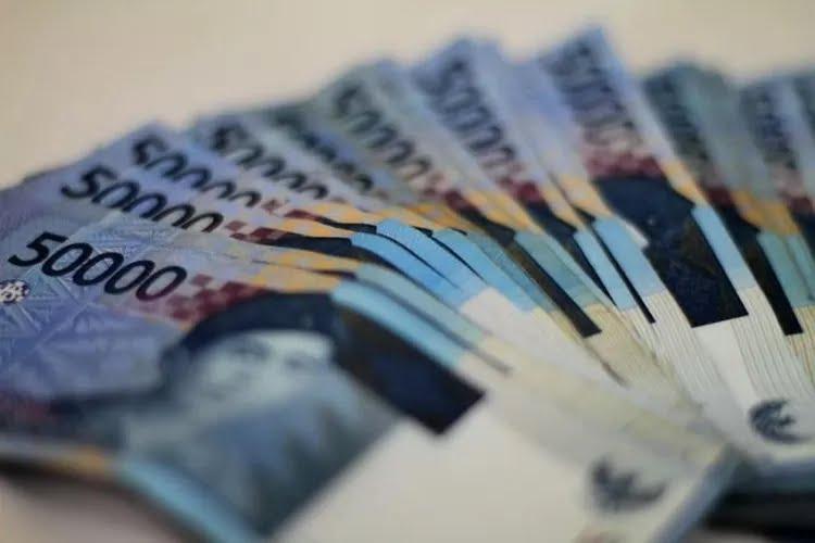 Komisi VII DPR: Kenaikan UMP 2025 Perlu Diimbangi Dukungan untuk UMKM