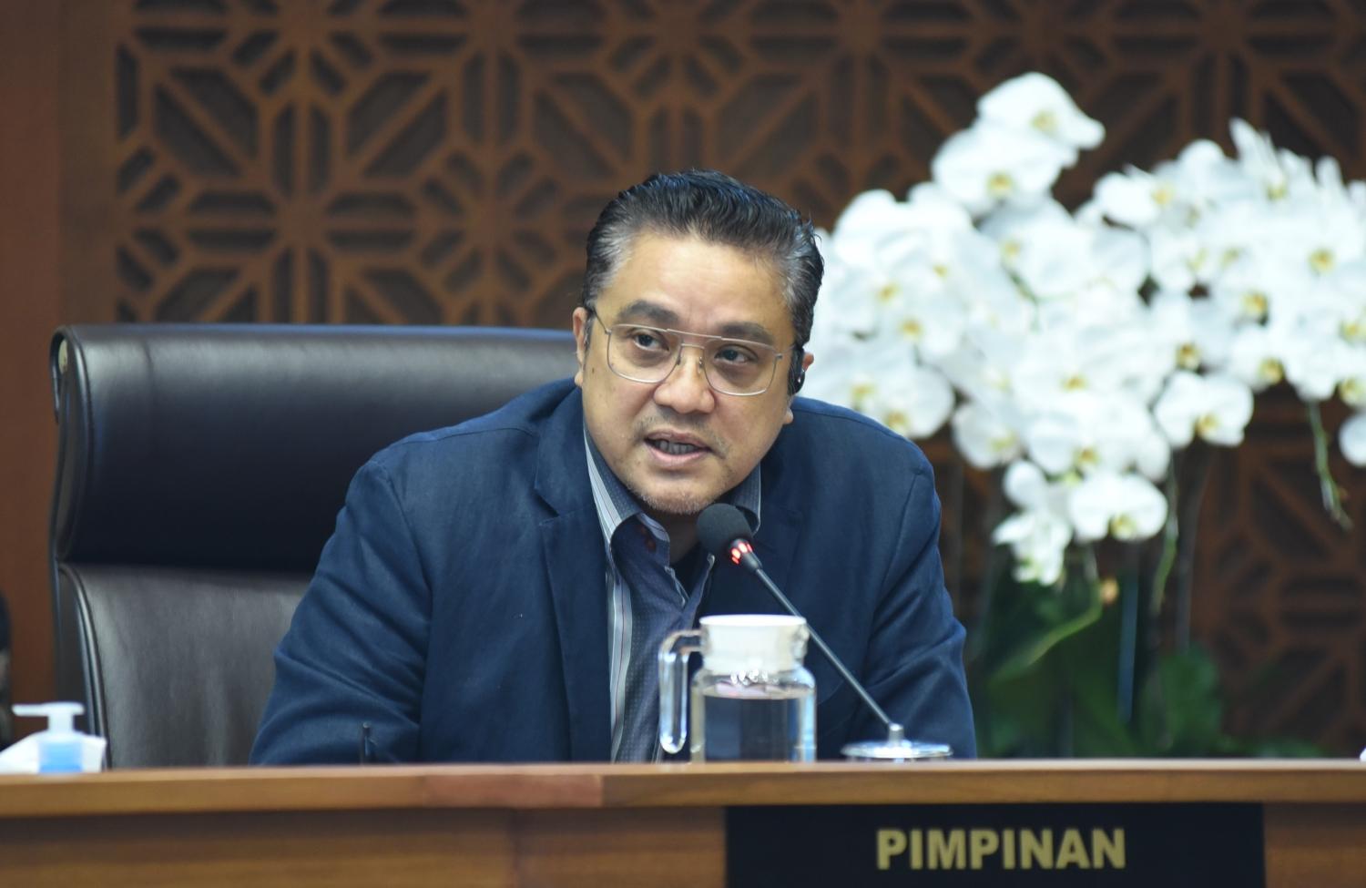 Kotak Kosong Menang di Beberapa Daerah, Komisi II DPR Minta Evaluasi Menyeluruh