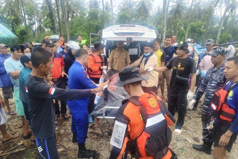 Nelayan Lagi Cari Rumput Laut Tenggelam di Pantai Lebak Ditemukan Tewas