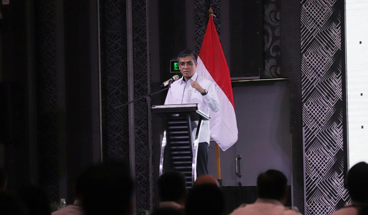 Menaker Terbitkan Formula UMP 2025 Naik 6,5 Persen