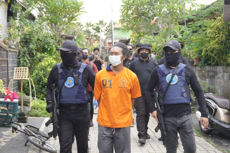 Ada Temuan Ganja 5 Kg Berujung Kos di Gianyar Digeledah