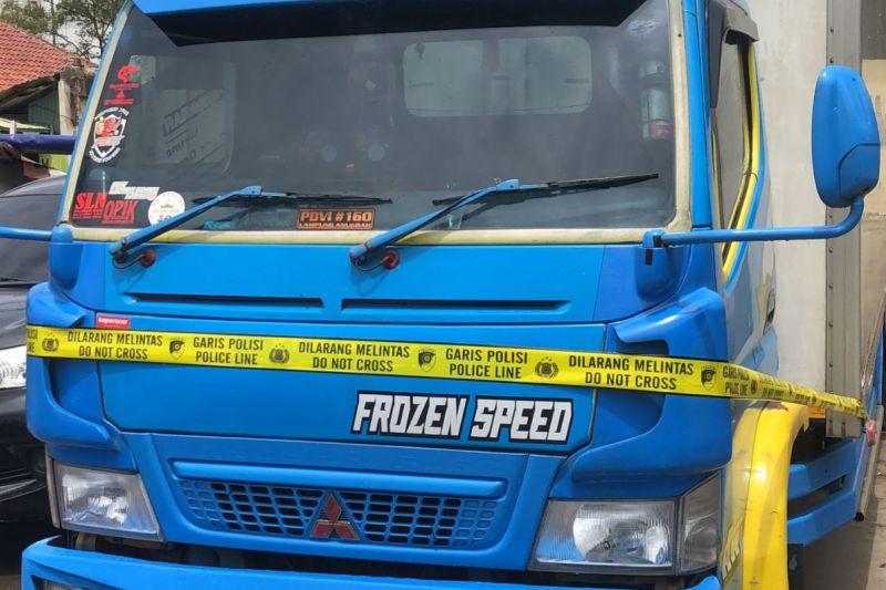 Polisi Tangkap 2 Perampas Mobil Bawa 5 Ton Ikan Salem di Jakut