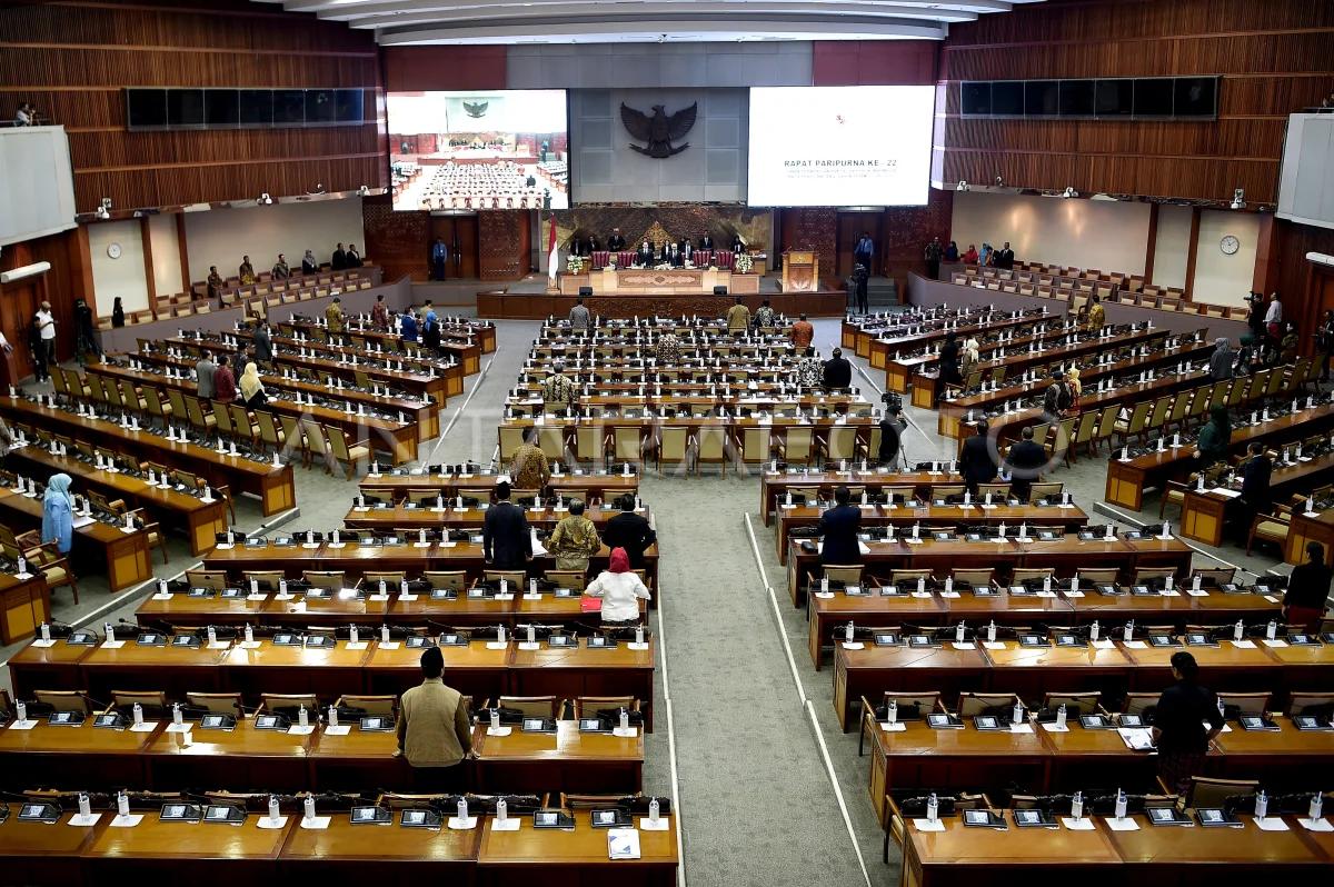 DPR Tetapkan 41 RUU Prioritas dalam Prolegnas 2025-2029