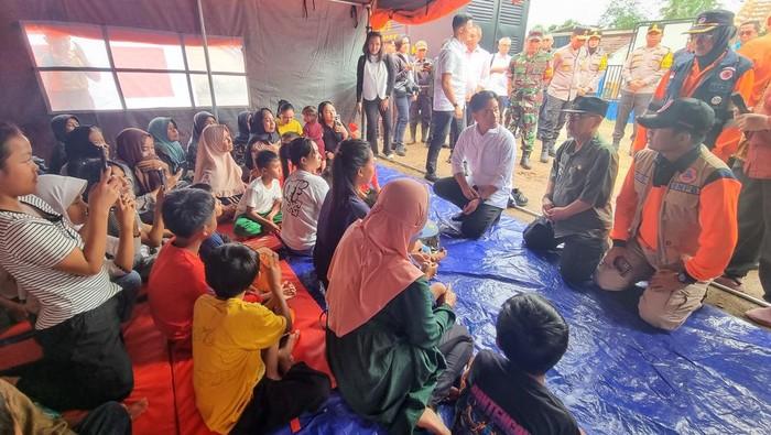 7 Warga Sukabumi Hilang Akibat Banjir Bandang, Pencarian Terus Dilakukan