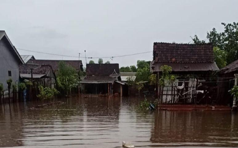 Banjir Rendam 225 Rumah di Situbondo, Warga Mulai Kembali ke Rumah