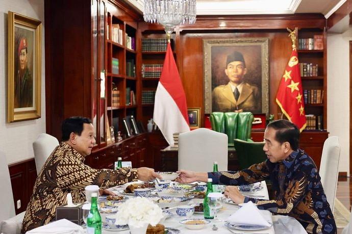 Prabowo Unggah Momen Makan Malam dengan Jokowi: Terima Kasih atas Kunjungannya ke Kertanegara